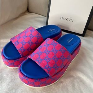 Gucci Plataforms Slides💙🩷 i can sale more cheap on my page!   IG ccboutique_7